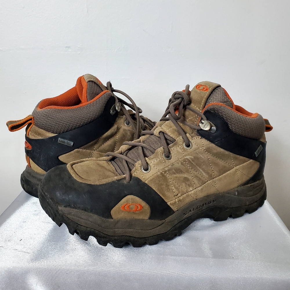 Salomon brown leather lace up hiking/trail boots womens sz 7.5